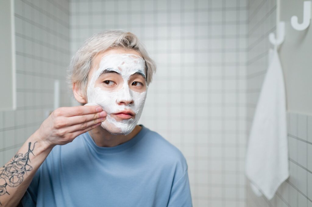 14 tips cara glowing alami untuk pria masker