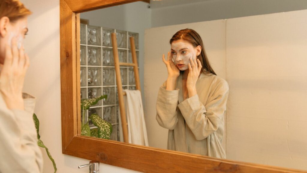 Perawatan wajah secara alami di rumah