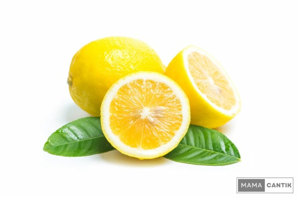 Mengatasi melasma dengan lemon
