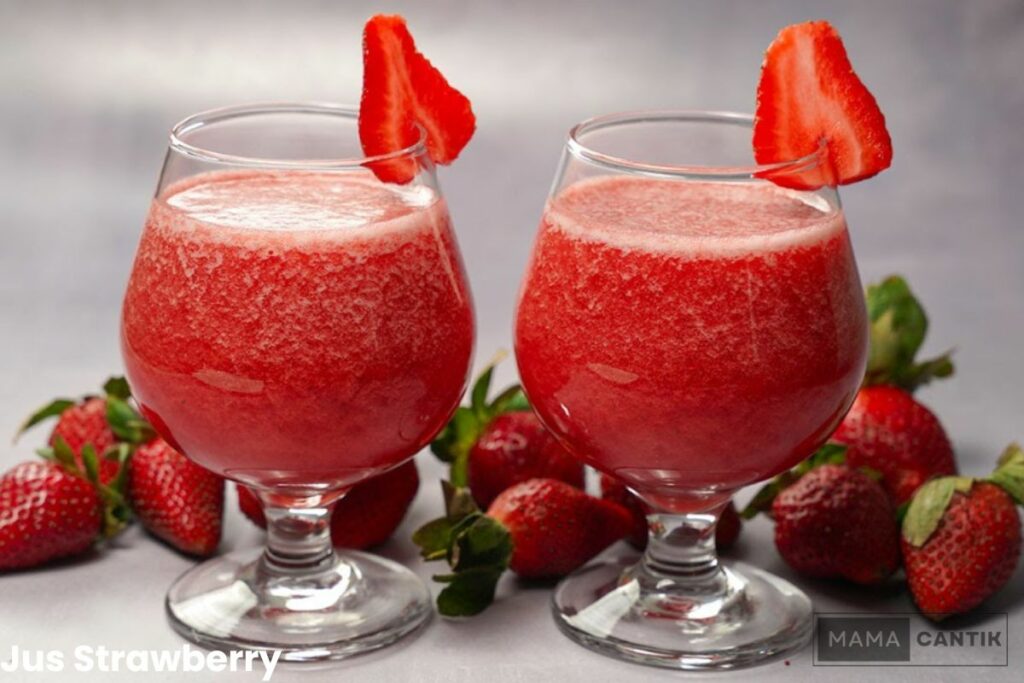 Jus untuk jerawat strawberry