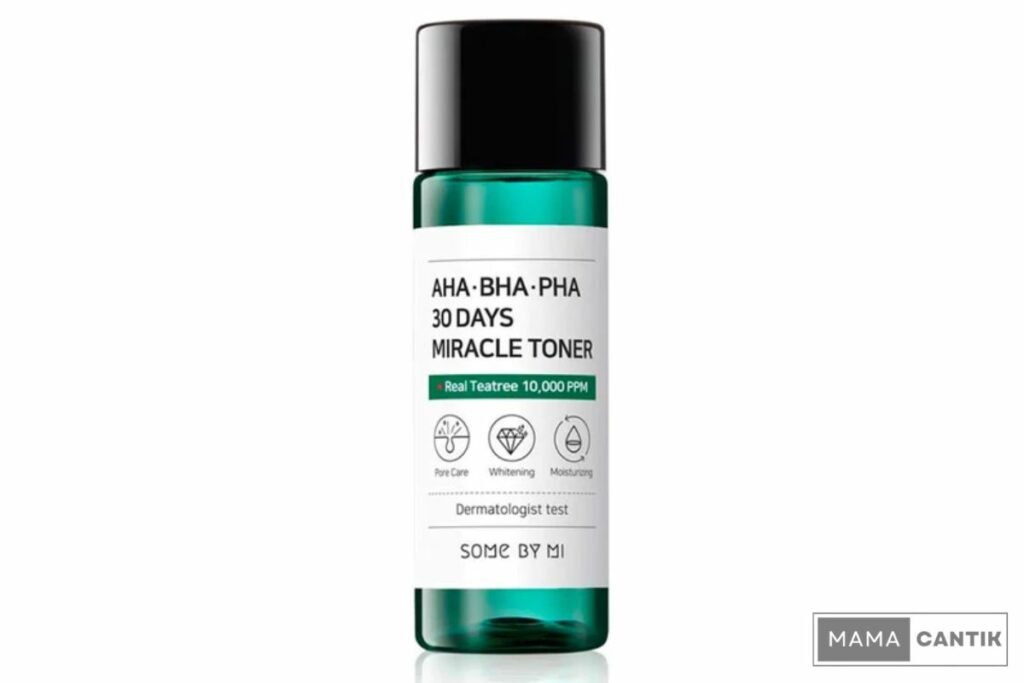 Toner untuk kulit berminyak dan bekas berjerawat terbaik: some by mi